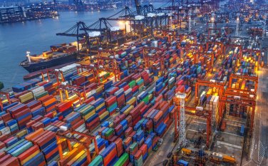 NGÀNH LOGISTICS VIỆT NAM TRONG “TÂM BÃO” 4.0